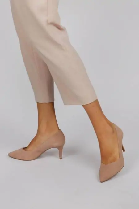 Zapatos nude escote pico