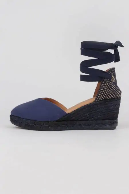 Alpargatas azules escote...