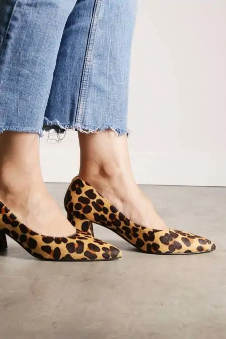 Zapatos leopardo tacón bajo