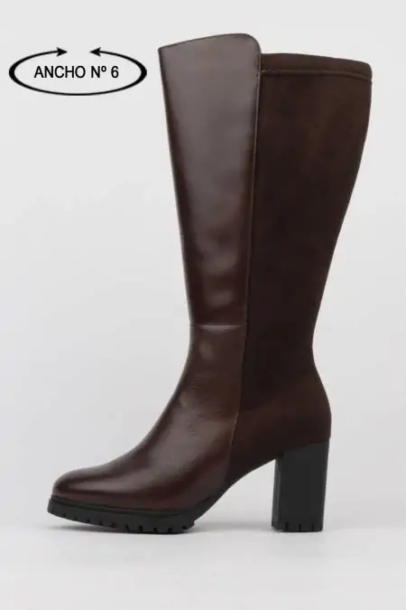 Botas altas marrones tacón...