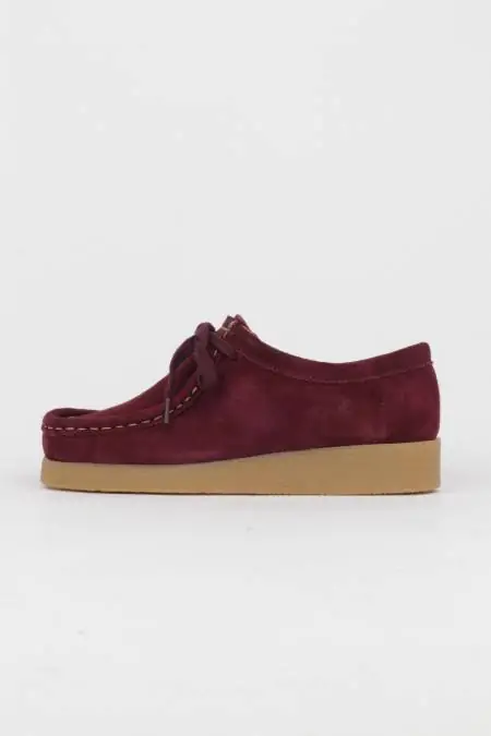 Wallabee burgundy suede