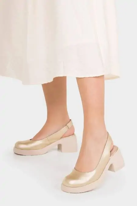 Zapatos dorados Wonders...