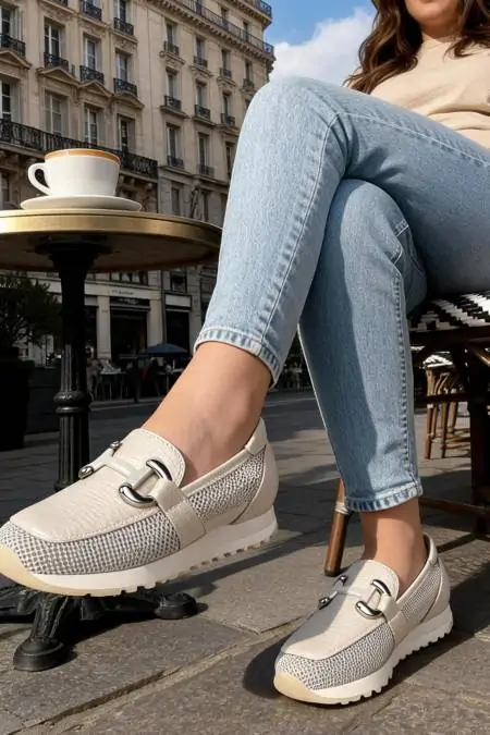 Woman sneakers white-off color